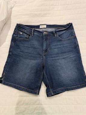 Curve Appeal Dark Indigo Denim Jean Shorts for Women